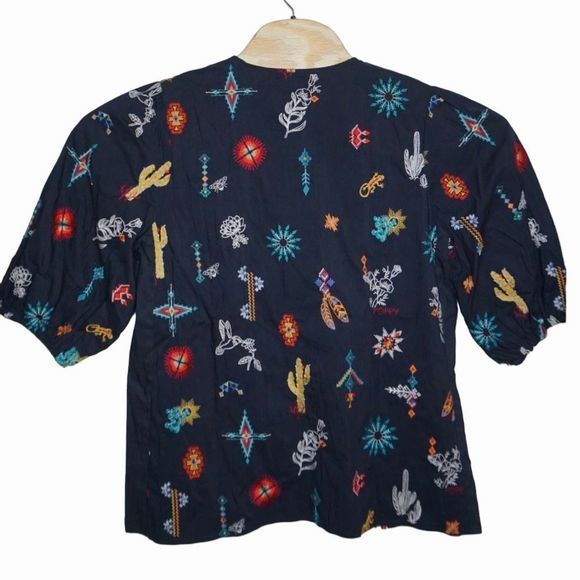 Johnny Was Women’s Louanne Sz Small Embroidered Graphite Silk Short Sleeve Top - Picture 3 of 6